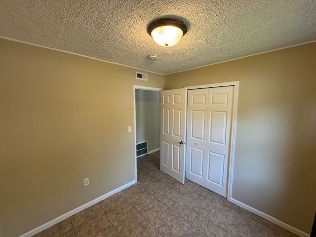 2460 TALANDIS Drive, Sauk Village, IL 60411