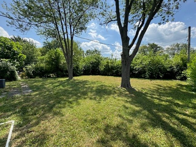 2460 TALANDIS Drive, Sauk Village, IL 60411