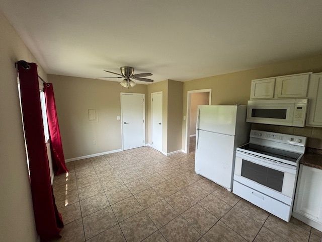 2460 TALANDIS Drive, Sauk Village, IL 60411