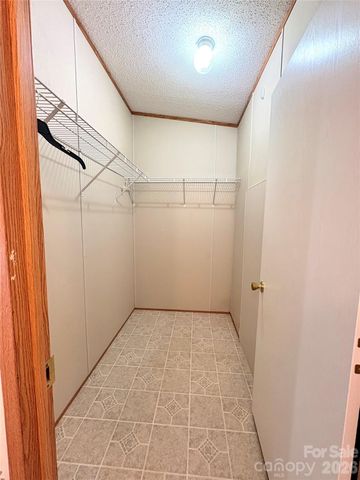 5422 Wrenn Drive, Catawba, NC 28037