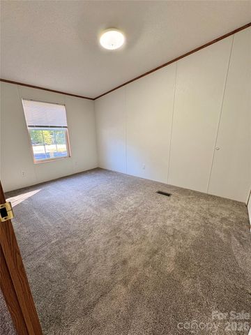 5422 Wrenn Drive, Catawba, NC 28037