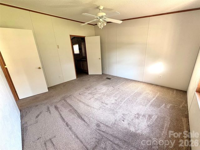 5422 Wrenn Drive, Catawba, NC 28037