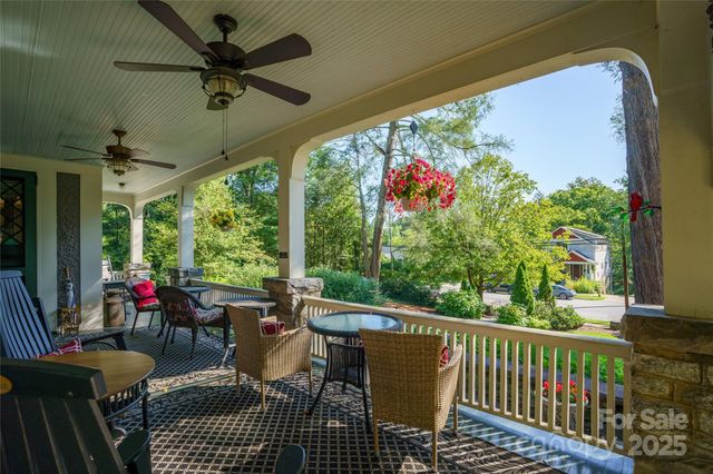 288 Montford Avenue, Asheville, NC 28801