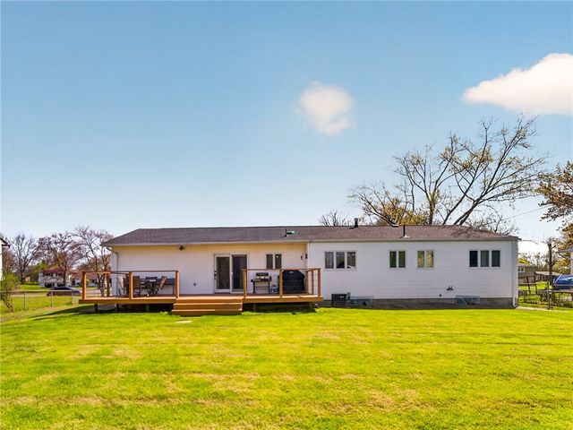 14 Blue Avocado Ln Lane, Henrietta, NY 14623