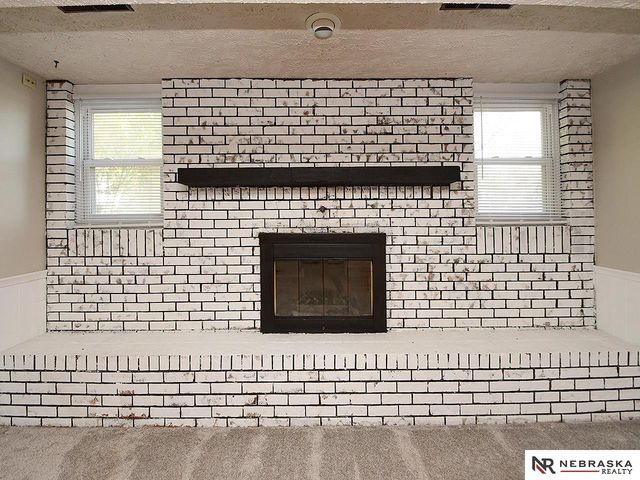 808 Chisholm Trail, Papillion, NE 68046