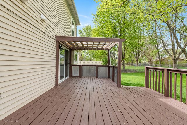 1424 FARRINGTON Lane, Aurora, IL 60504