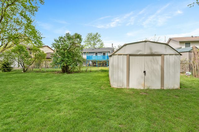 1424 FARRINGTON Lane, Aurora, IL 60504