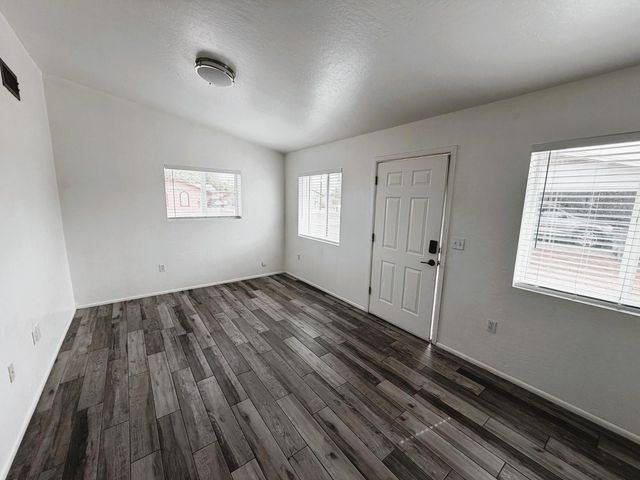 290 N Hamilton Street Apt 4, Chandler, AZ 85225