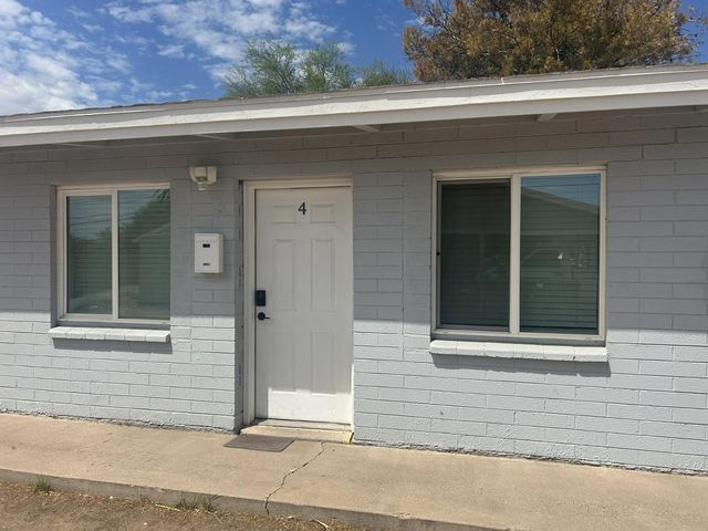 290 N Hamilton Street Apt 4, Chandler, AZ 85225