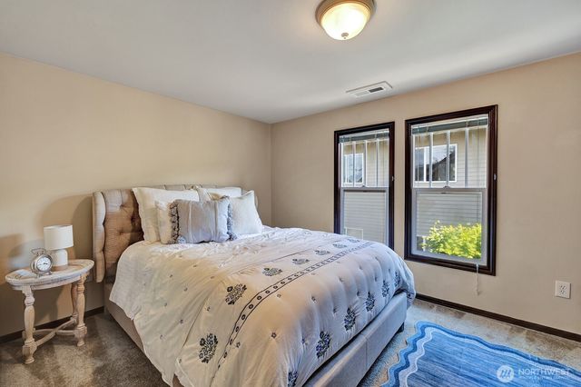 250 SE Andrews Street, Issaquah, WA 98027