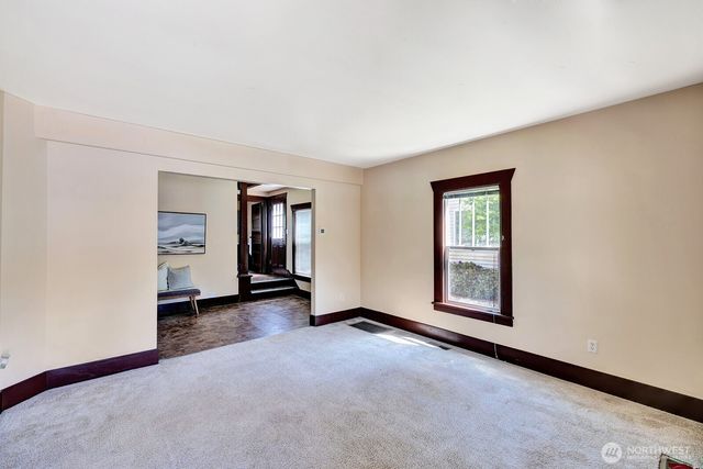 250 SE Andrews Street, Issaquah, WA 98027