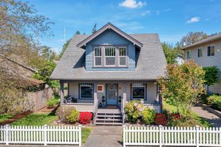 250 SE Andrews Street, Issaquah, WA 98027