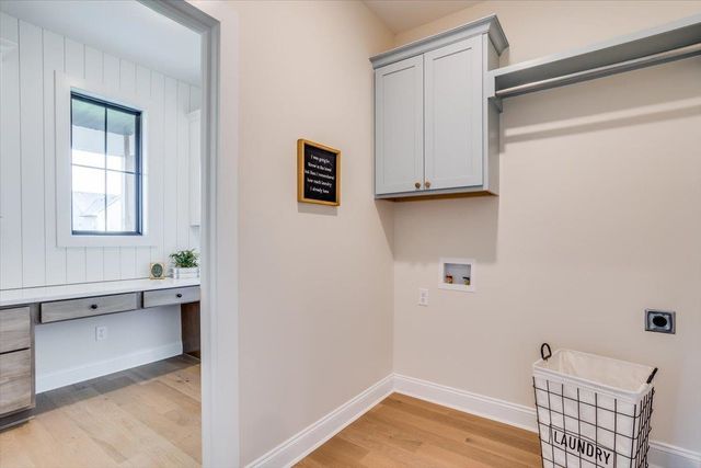 4456 N Bluestem St, Maize, KS 67101