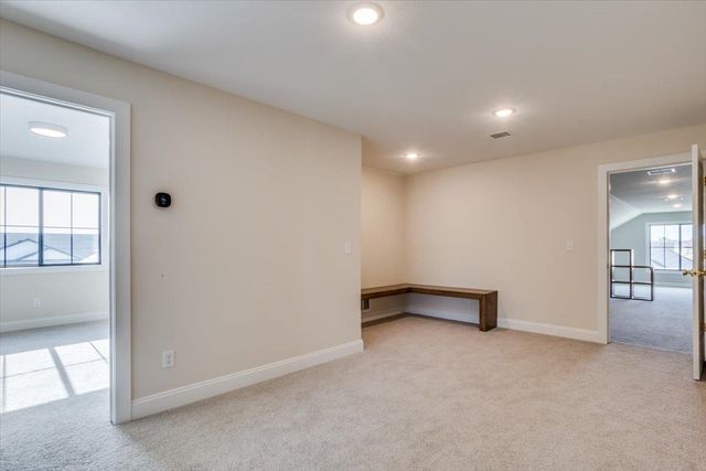 4456 N Bluestem St, Maize, KS 67101