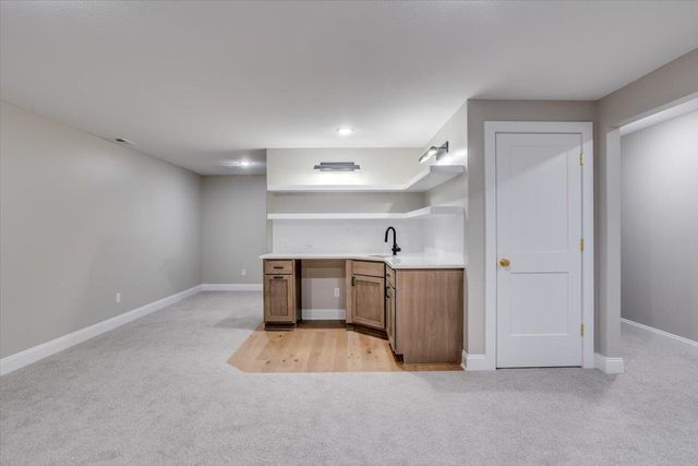 4456 N Bluestem St, Maize, KS 67101