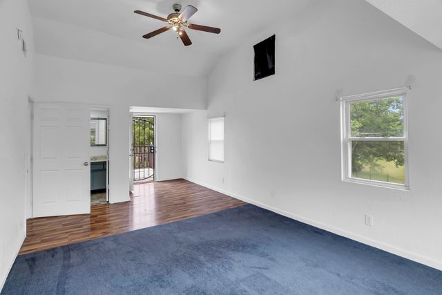 841 W Hendryx St, Wichita, KS 67213