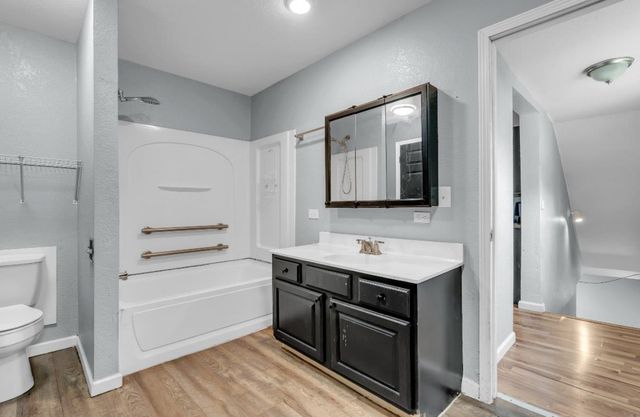 841 W Hendryx St, Wichita, KS 67213