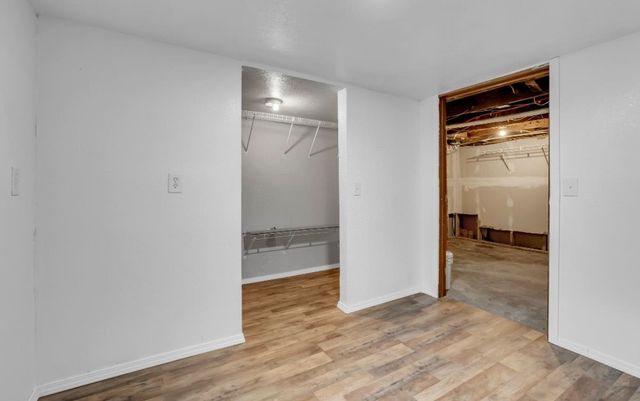 841 W Hendryx St, Wichita, KS 67213