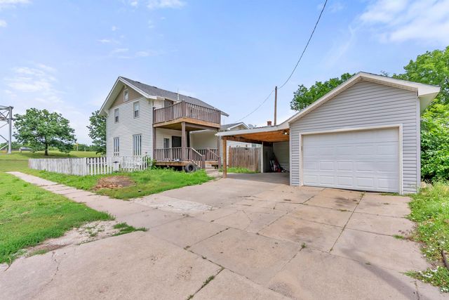 841 W Hendryx St, Wichita, KS 67213
