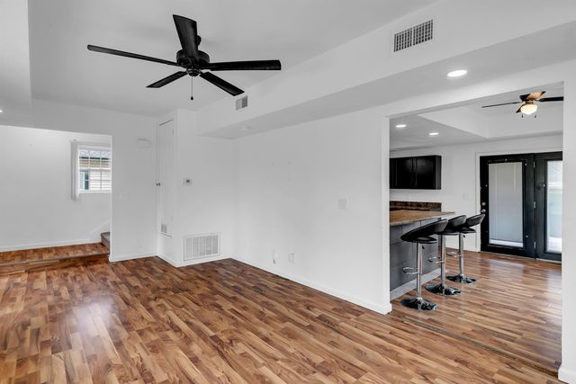 841 W Hendryx St, Wichita, KS 67213