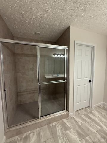 616 Crabapple Court, Hamilton Twp, OH 45039