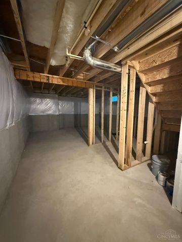 616 Crabapple Court, Hamilton Twp, OH 45039