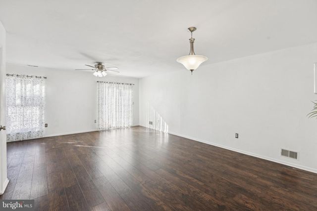 117 JOAN CT, Jackson, NJ 08527