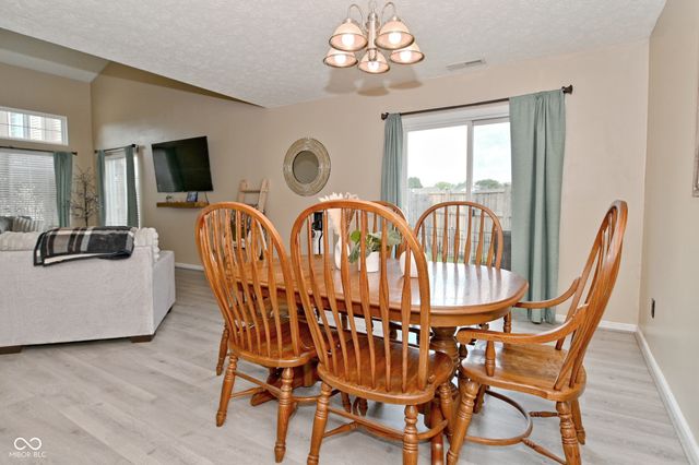 578 Pine Lake Drive, Greenwood, IN 46143