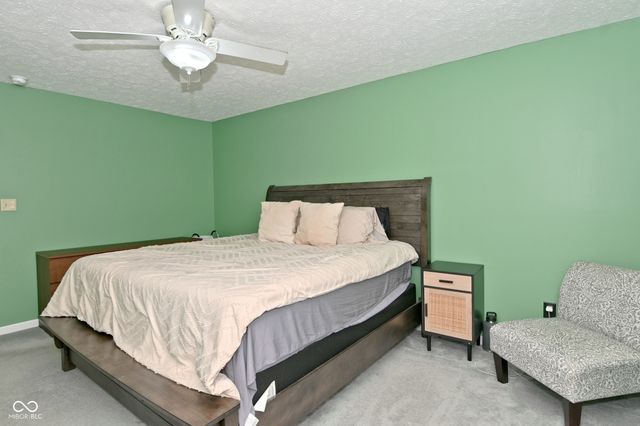 578 Pine Lake Drive, Greenwood, IN 46143