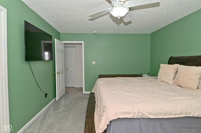 578 Pine Lake Drive, Greenwood, IN 46143