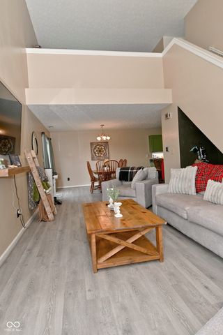 578 Pine Lake Drive, Greenwood, IN 46143