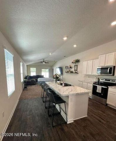 5858 CALVARY Drive, Jacksonville, FL 32244