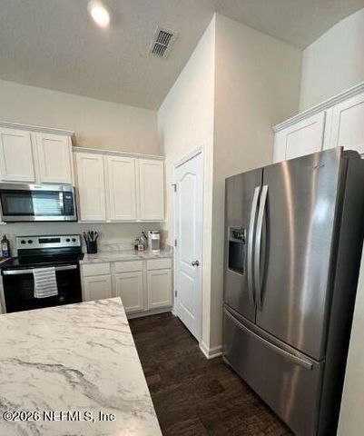 5858 CALVARY Drive, Jacksonville, FL 32244