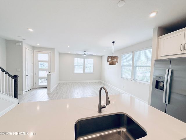 14161 SEA WAVE Lane, Jacksonville, FL 32224