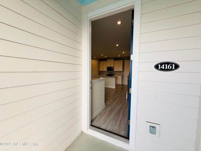 14161 SEA WAVE Lane, Jacksonville, FL 32224