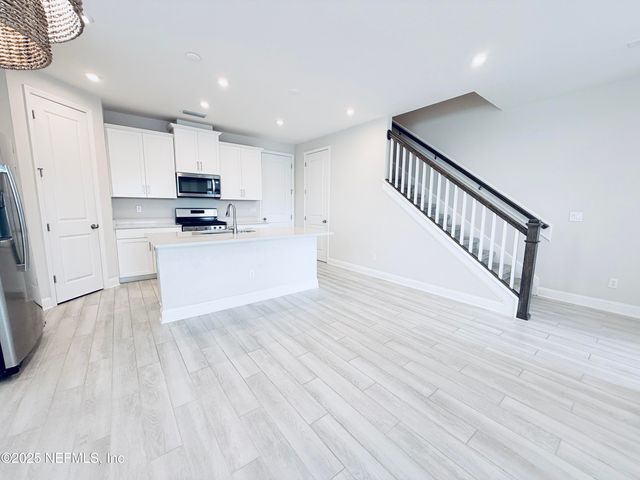 14161 SEA WAVE Lane, Jacksonville, FL 32224