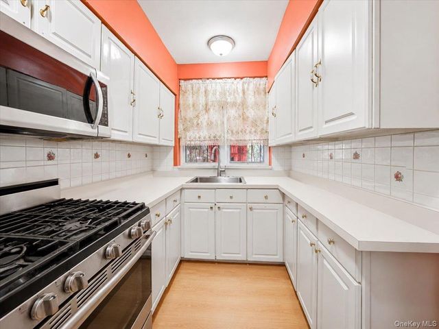 937 Duncan Street, Bronx, NY 10469