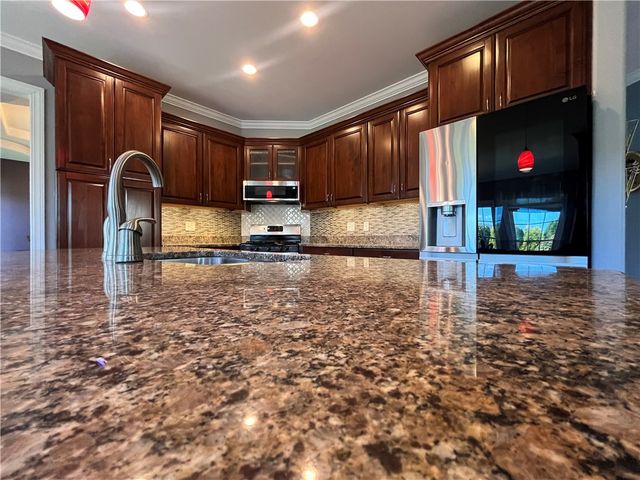 303 Wexford Lane, Horseheads, NY 14845