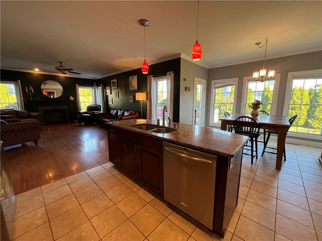 303 Wexford Lane, Horseheads, NY 14845