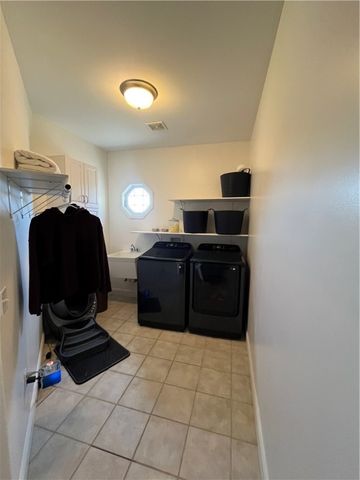 303 Wexford Lane, Horseheads, NY 14845