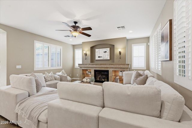 2471 E PENEDES Drive, Gilbert, AZ 85298