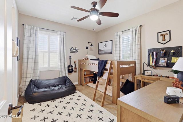 2471 E PENEDES Drive, Gilbert, AZ 85298