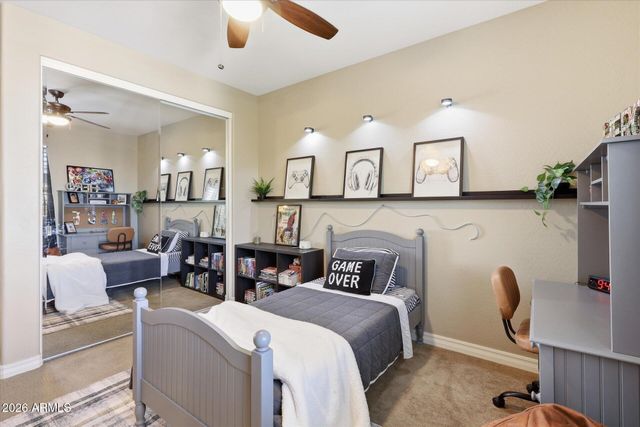 2471 E PENEDES Drive, Gilbert, AZ 85298