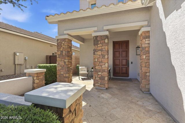 2471 E PENEDES Drive, Gilbert, AZ 85298