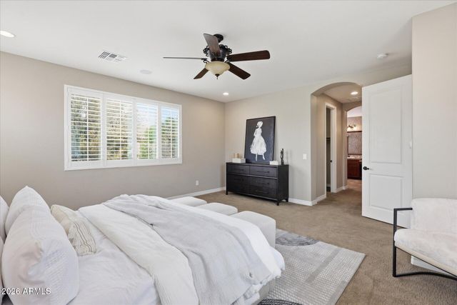 2471 E PENEDES Drive, Gilbert, AZ 85298