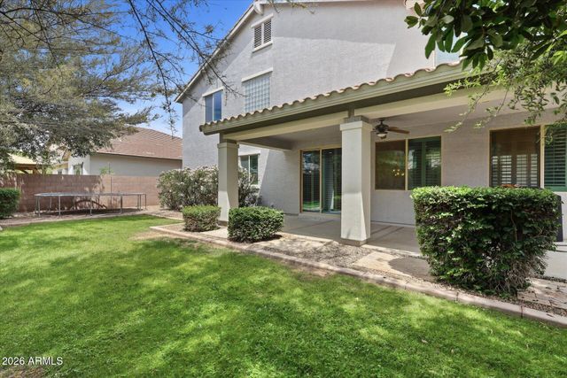 2471 E PENEDES Drive, Gilbert, AZ 85298