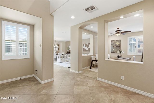 2471 E PENEDES Drive, Gilbert, AZ 85298