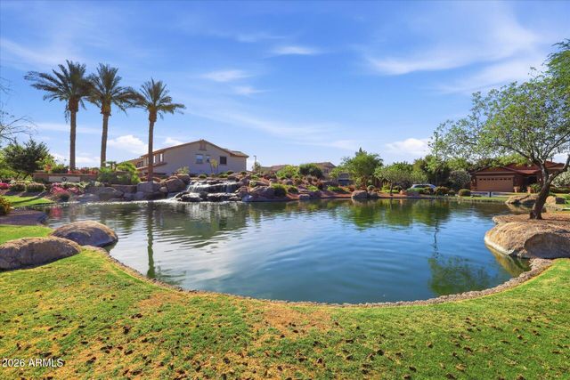 2471 E PENEDES Drive, Gilbert, AZ 85298