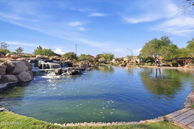 2471 E PENEDES Drive, Gilbert, AZ 85298