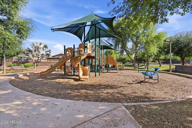 2471 E PENEDES Drive, Gilbert, AZ 85298